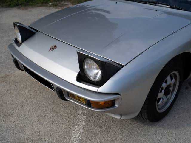 Porsche 924
