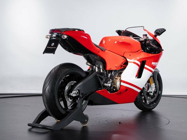 Ducati Desmosedici RR