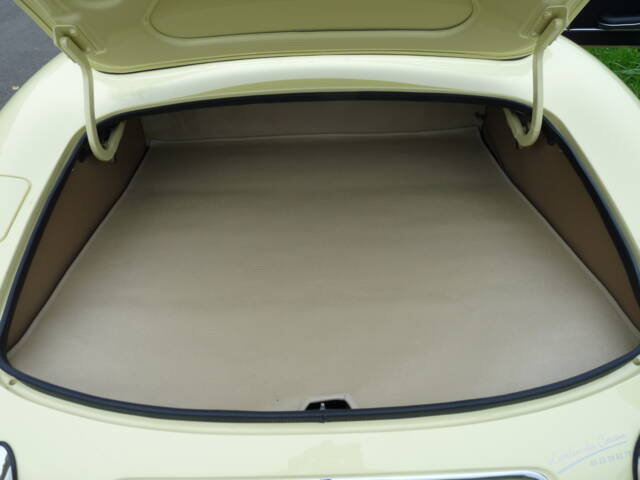 Jaguar E-Type 4.2
