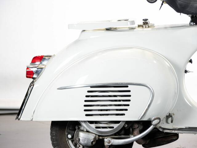 Piaggio Vespa 125