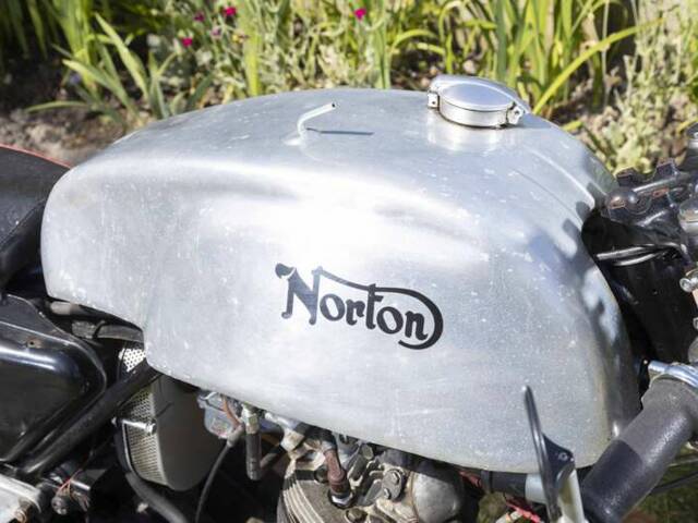 Norton Commando 920
