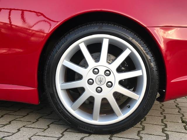 Maserati 3200 GT - 265-35-18 officiele bandenmaar achter