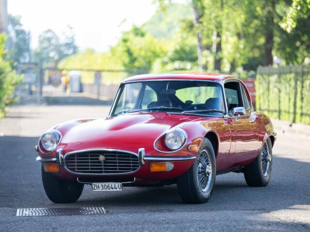 Jaguar E-Type V12 (2+2)