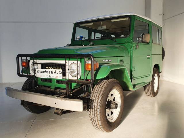 Immagine 1/11 di Toyota Land Cruiser BJ 42 (1981)