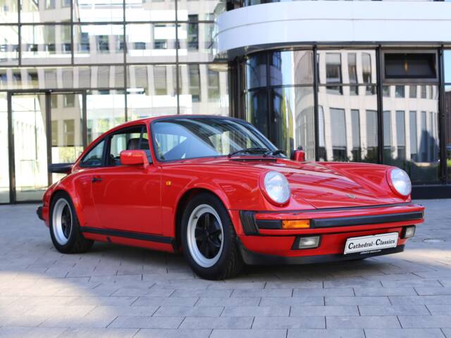 Porsche 911 Carrera 3.2