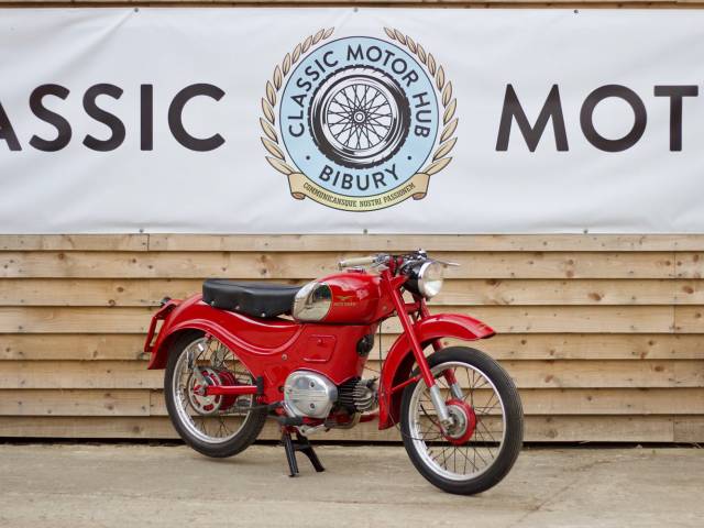 Image 1/11 of Moto Guzzi DUMMY (1957)