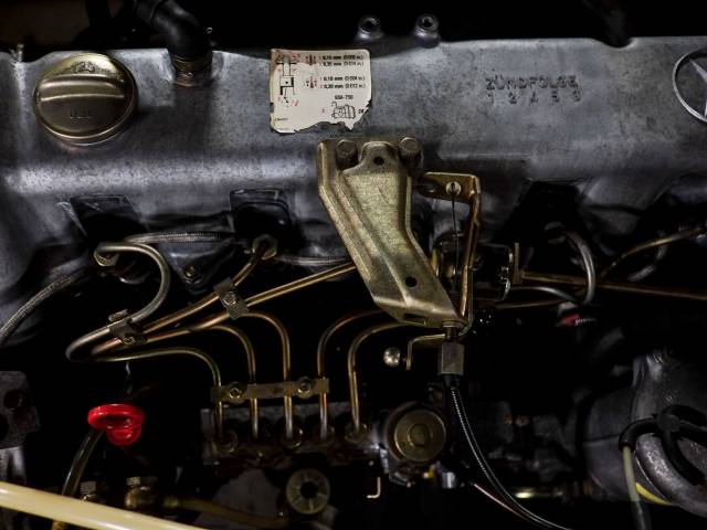 Mercedes-Benz 300 D