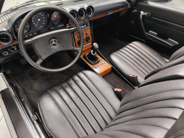 Mercedes-Benz 280 SL