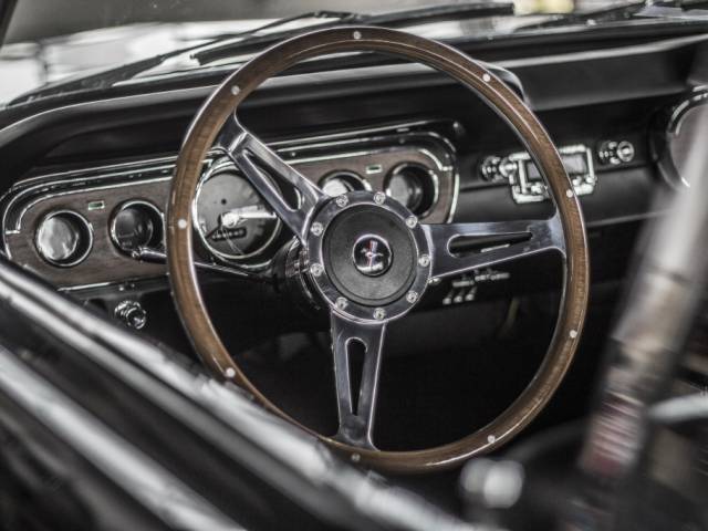 Ford Mustang 289
