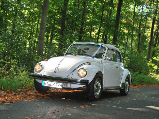 Image 1/36 of Volkswagen Kever 1303 &quot;Triple White&quot; (1977)