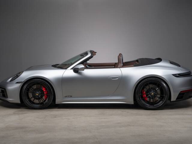 Porsche 911 Carrera 4 GTS