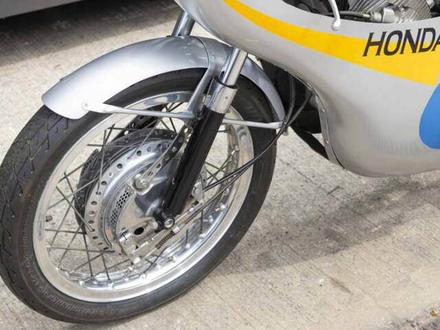 Honda CB 77