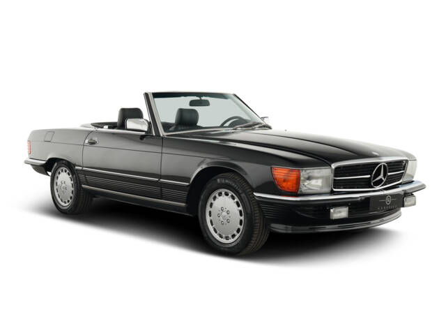 Mercedes-Benz 560 SL