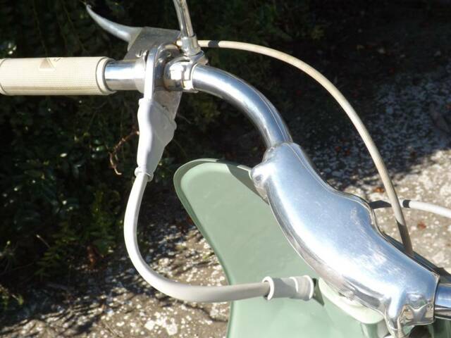 Piaggio Vespa 125