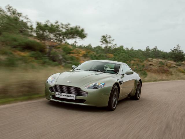 Aston Martin V8 Vantage