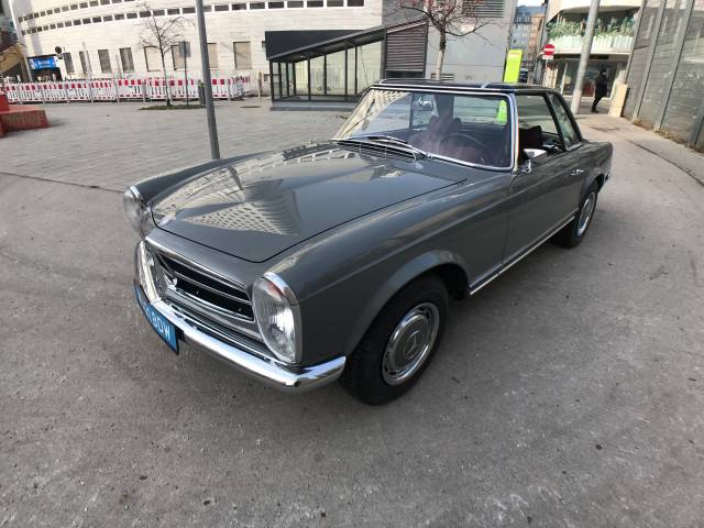 Mercedes-Benz 280 SL