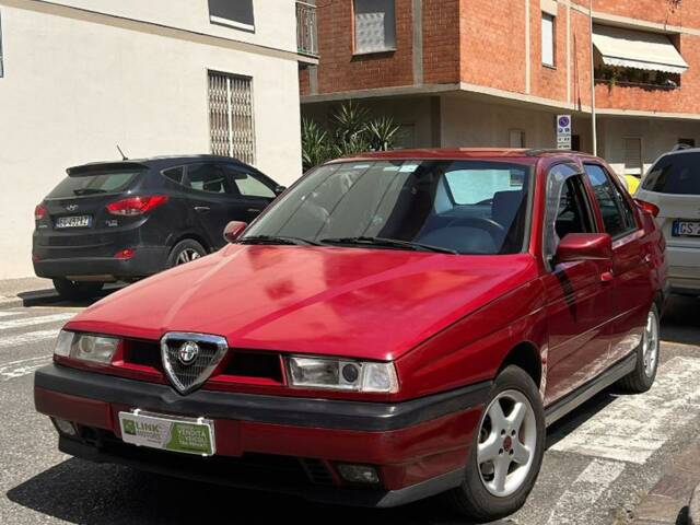 Afbeelding 1/10 van Alfa Romeo 155 1.7 Twin Spark (1995)
