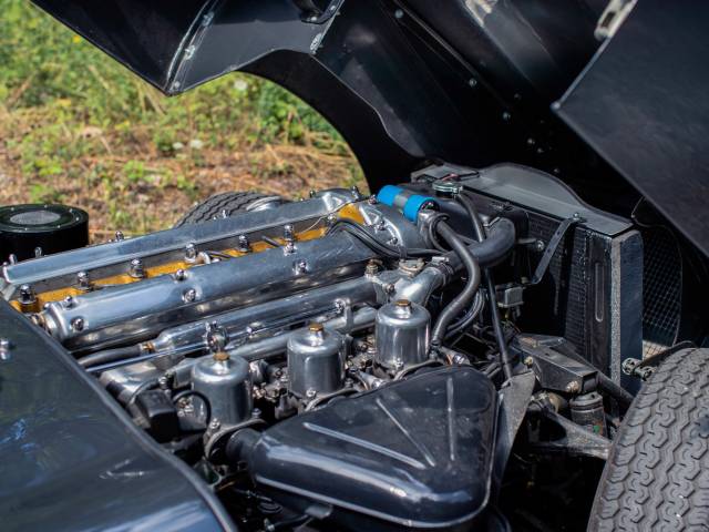 Jaguar E-Type 3.8