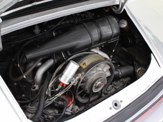 Porsche 911 2.7