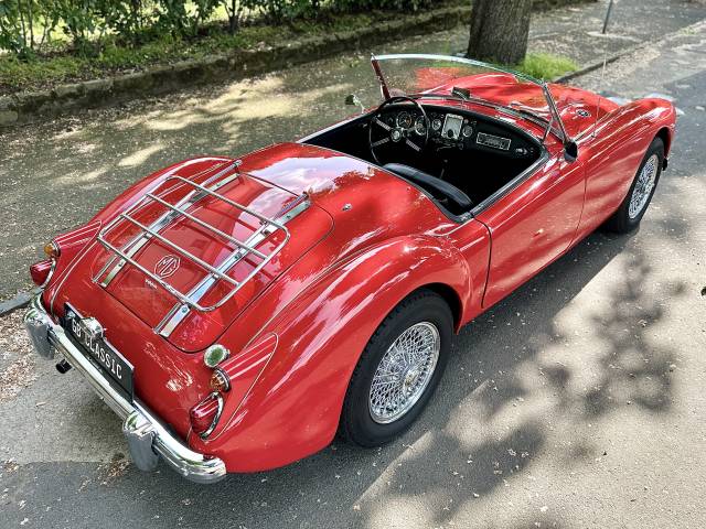 MG MGA 1600