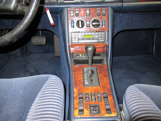 Mercedes-Benz 380 SEL