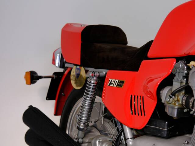 MV Agusta 750 S America