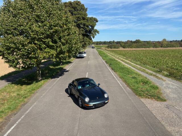 Porsche 911 Carrera