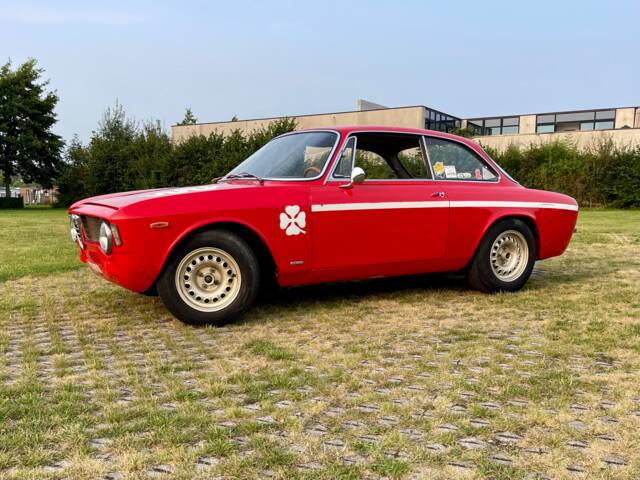 Alfa Romeo Giulia GTA 1300 Junior