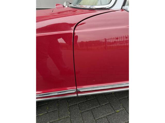 Mercedes-Benz 280 SL