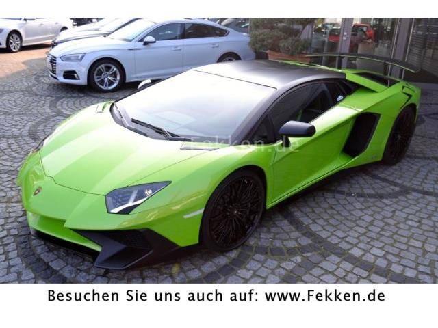 Lamborghini Aventador LP 750-4 SV