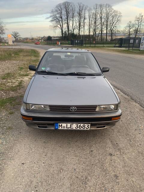 Bild 1/10 von Toyota Corolla Liftback (1991)