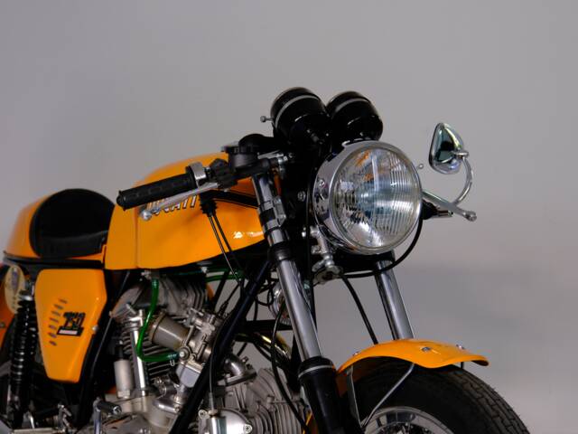 Ducati 750 Sport