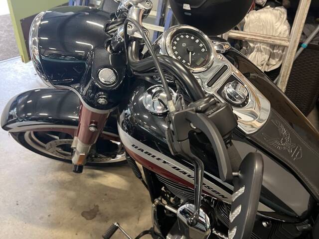 Harley-Davidson FLD Dyna Switchback