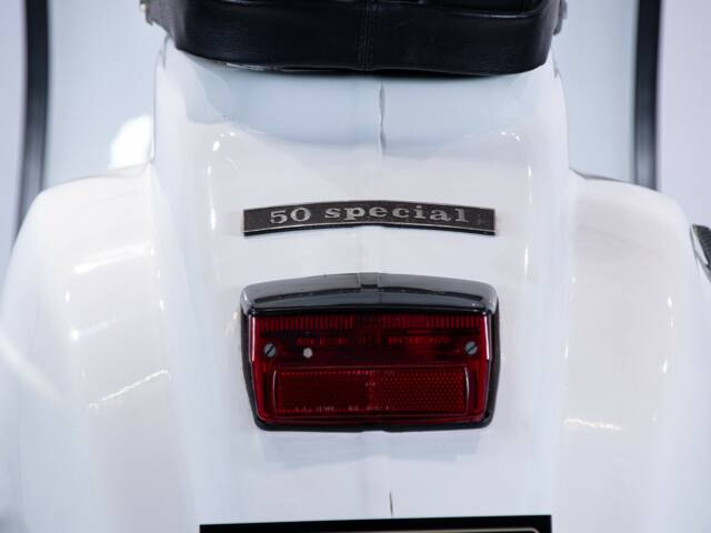 Piaggio Vespa 50 Special