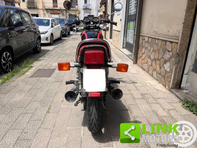 Yamaha XJ 550