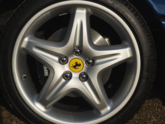 Ferrari F 355 GTS