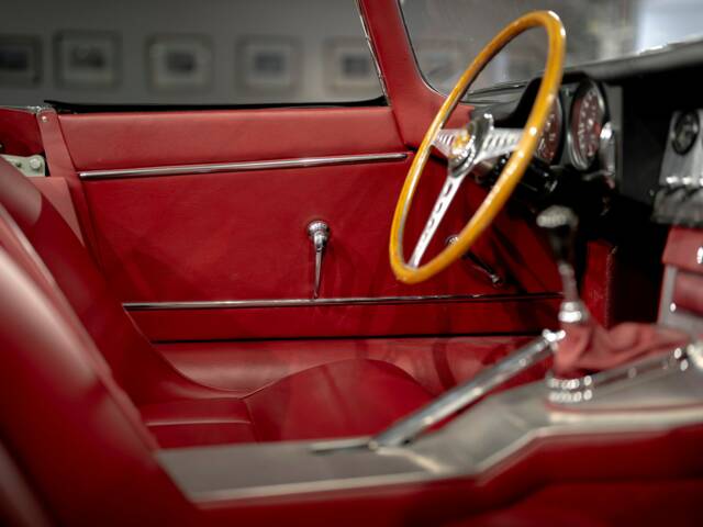 Jaguar E-Type 3.8 Flat Floor