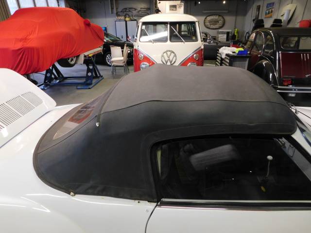 Volkswagen Karmann Ghia 1200