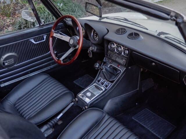 Alfa Romeo 2000 Spider Veloce