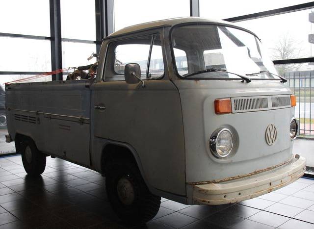 Bild 1/9 von Volkswagen T2b Pritsche (1974)