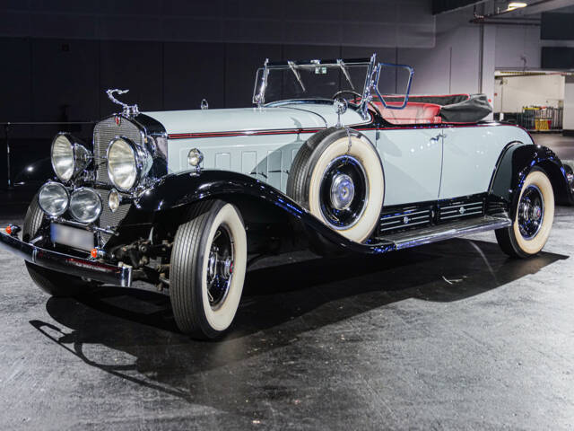 Cadillac V16 452 Dual Cowl Phaeton