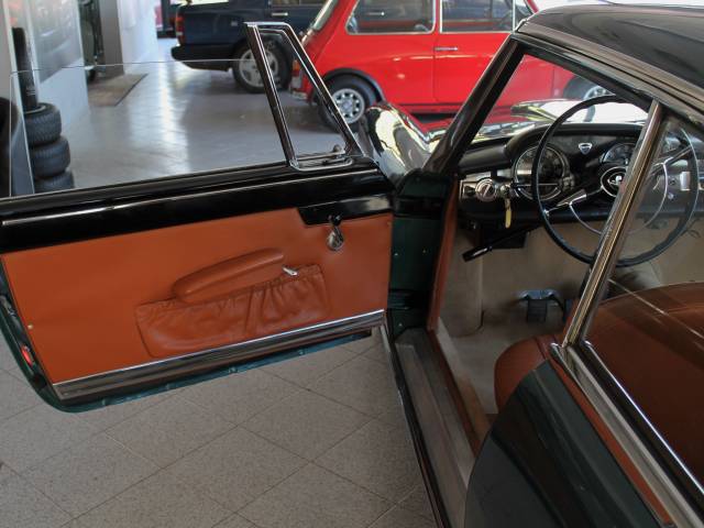 Lancia Flaminia Coupe Pininfarina 3B