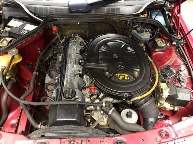 Mercedes-Benz 190 E 2.6