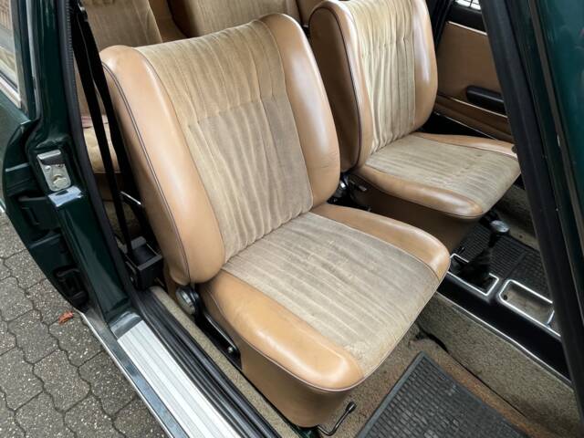 Audi 100 LS
