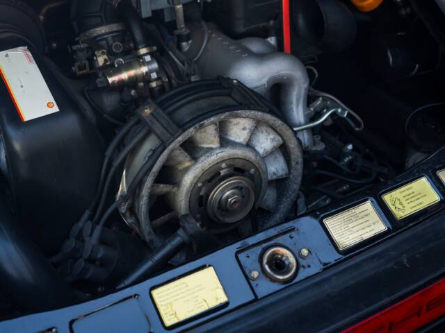 Porsche 911 Carrera 3.2 "#250.000 911"