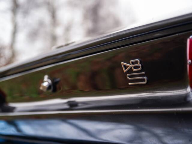 Aston Martin DBS