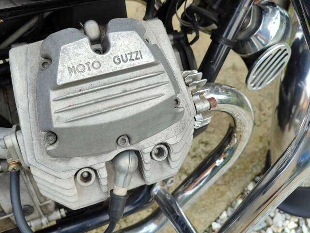 Moto Guzzi V35 C