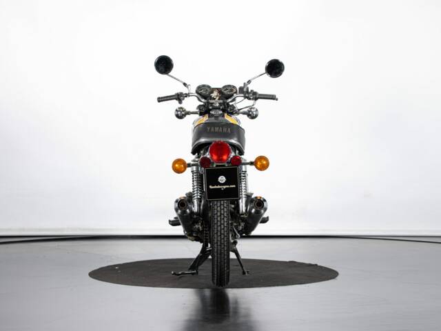 Yamaha TX 500