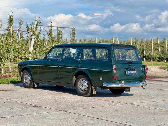 Volvo Amazon P220