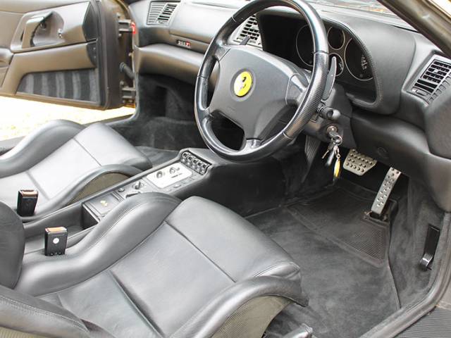 Ferrari F 355 GTS